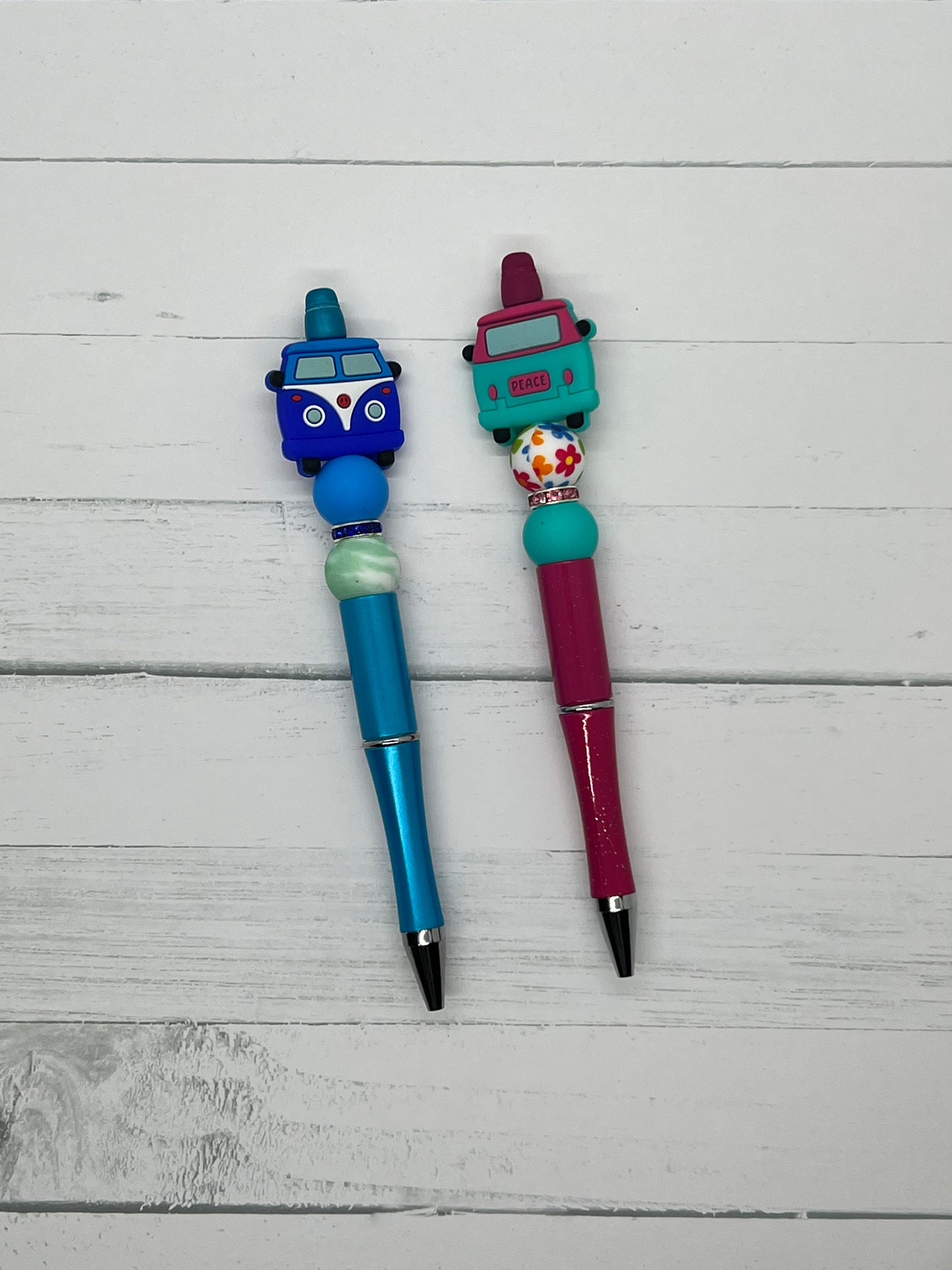 Hippie Dippie Van - Beaded Ballpoint Pen